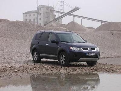 Fahrbericht: Mitsubishi Outlander Di-D - Einer von Dreien