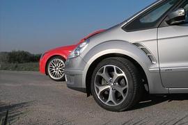Vergleich: Audi TT vs. Ford S-Max - Sportabzeichen