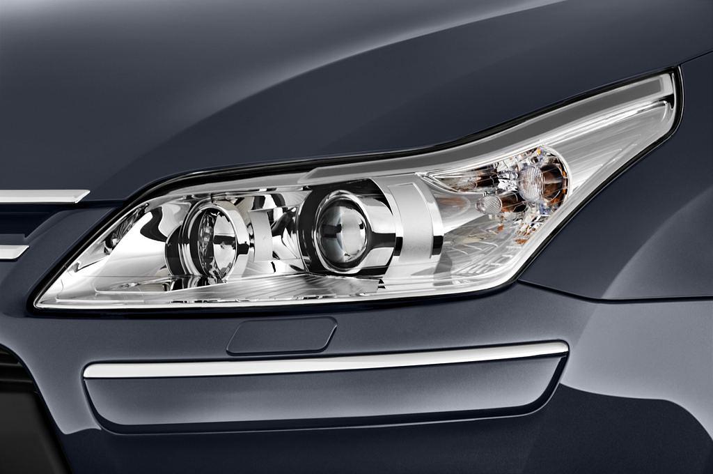Citroen C4 (Baujahr 2009) Exclusive 5 Türen Scheinwerfer