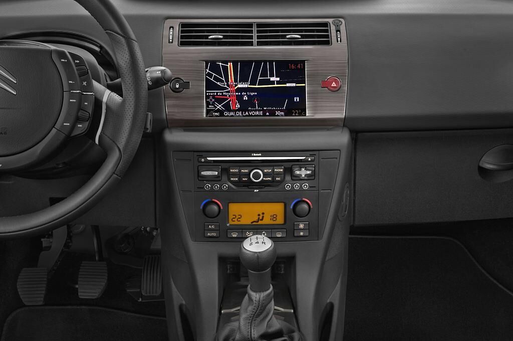 Citroen C4 (Baujahr 2009) Exclusive 5 Türen Mittelkonsole
