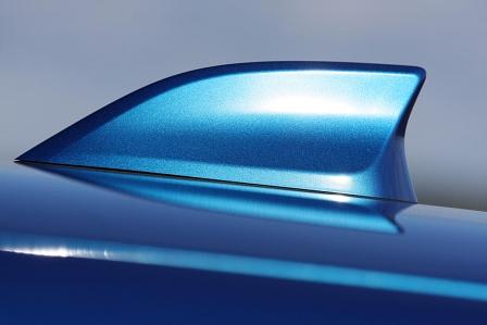 Navi- und Radioantenne - beim Mazda CX-5 findet alles in der Haifischflosse Platz