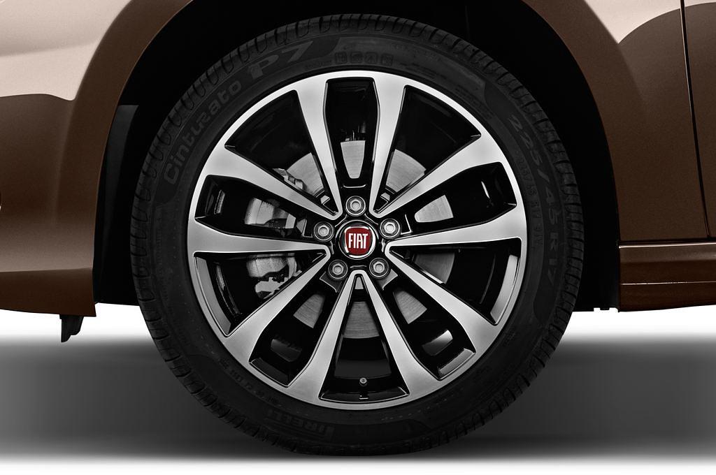 FIAT Tipo (Baujahr 2016) Easy 4 Türen Reifen und Felge