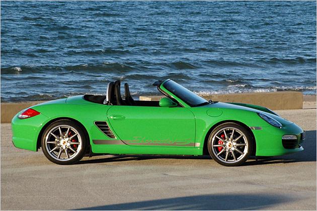 Die 18-Zoll-Leichtmetall-Felgen sind beim Boxster S Serie