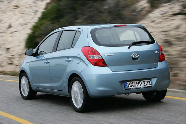 Die Sicke an der Seite taucht unvermutet nach unten ab