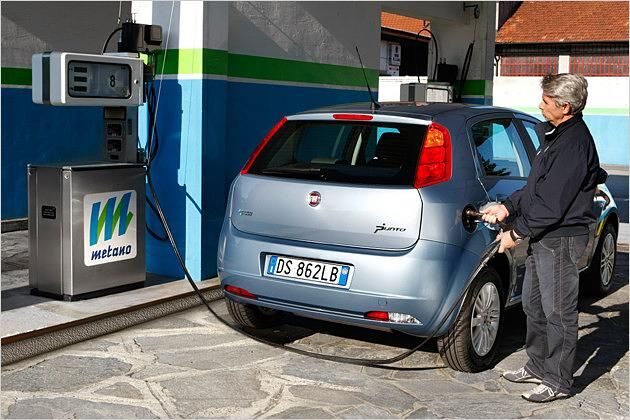 Der italienische Name "metano" stimmt: Methan bildet den Hauptbestandteil von Erdgas