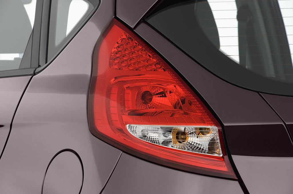 Ford Fiesta (Baujahr 2010) Titanium 5 Türen Rücklicht