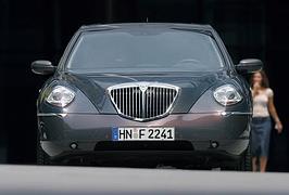 Hintergrund: Lancia Thesis - Ciao Bello