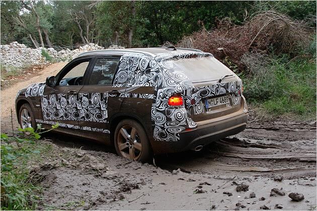 Und schon sind wir durch - weiter geht`s über Stock und Stein
