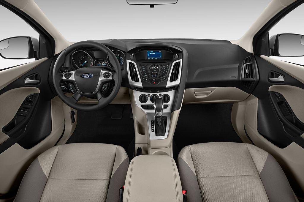 Ford Focus (Baujahr 2011) Trend 4 Türen Cockpit und Innenraum