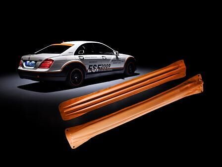 Mercedes-Benz Experimental Sicherheits Fahrzeug ESF 2009: aufblasbare Metallstrukturen