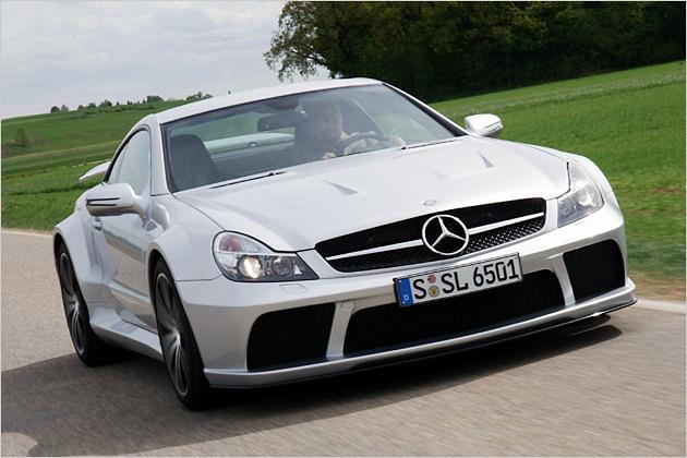 Die Höchstgeschwindigkeit ist bei 320 km/h elektronisch abgeregelt