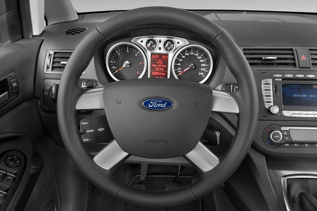 Ford C-Max (Baujahr 2010) Titanium 5 Türen Lenkrad
