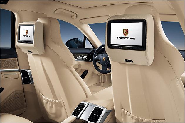 Gegen Aufpreis gibt es ein Entertainment-System für die Fondpassagiere