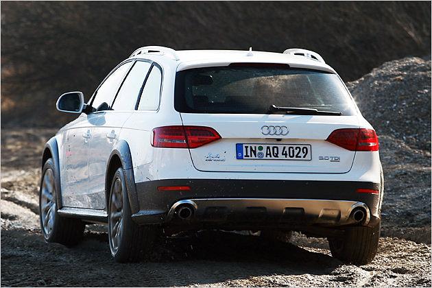 Auch die Dachreling fällt deutlich auf