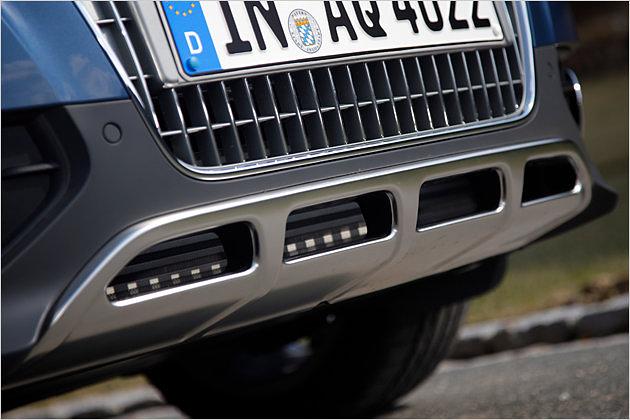 Edelstahl: Der Unterfahrschutz ist keine Attrappe