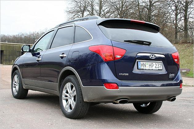 Mit blauer Außenlackierung kontrastiert der graue Kantenschutz deutlicher