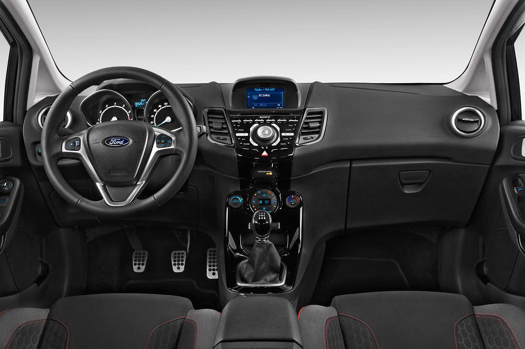 Ford Fiesta (Baujahr 2014) Sport 3 Türen Cockpit und Innenraum