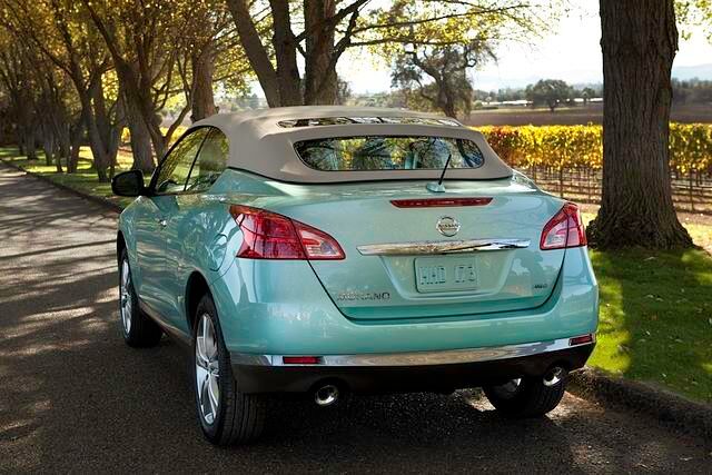 Zwei Fenster sollen Licht in den Innenraum lassen