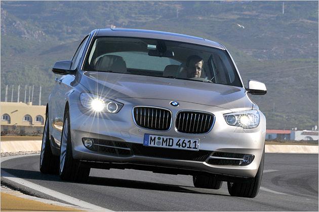 Mit 1,56 Meter ist der GT etwa acht Zentimeter höher als die Stufenhecklimousine