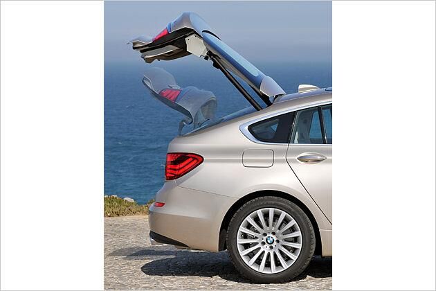 Der Öffnungswinkel der beiden Klappen im Direktvergleich