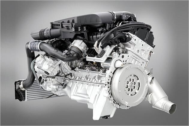 Im 335i arbeitet ein neuer Reihensechszylinder mit verringertem Spritverbrauch