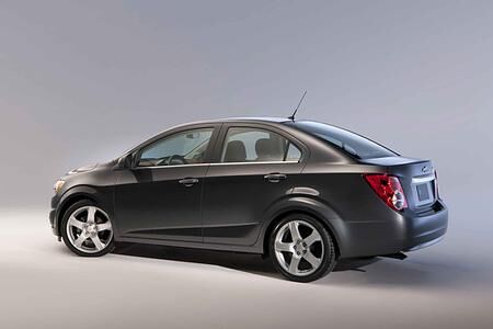 Chevrolet Aveo Limousine - Stufig in Genf