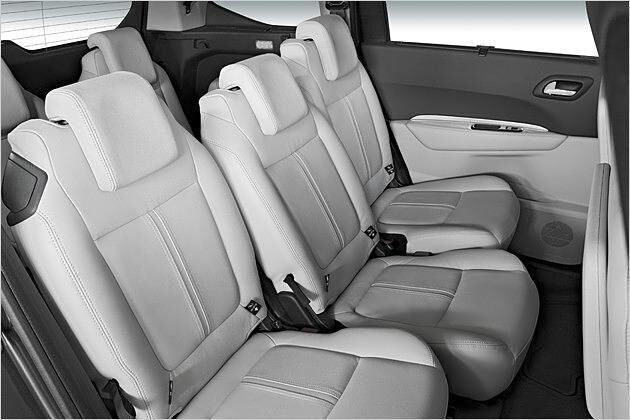 Die drei Einzelsitze in der zweiten Sitzreihe lassen sich separat verschieben