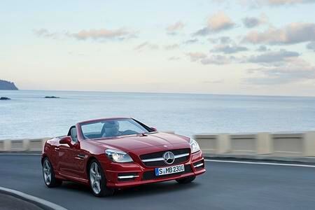 Mercedes-Benz SLK - Strom im Dach (Kurzfassung)
