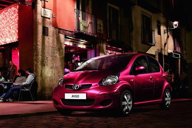 Kühl und rot: Das Toyota Sondermodell Aygo Cool Red
