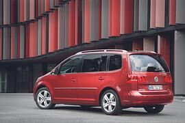Volkswagen: Verbesserter Park Assist im neuen Touran