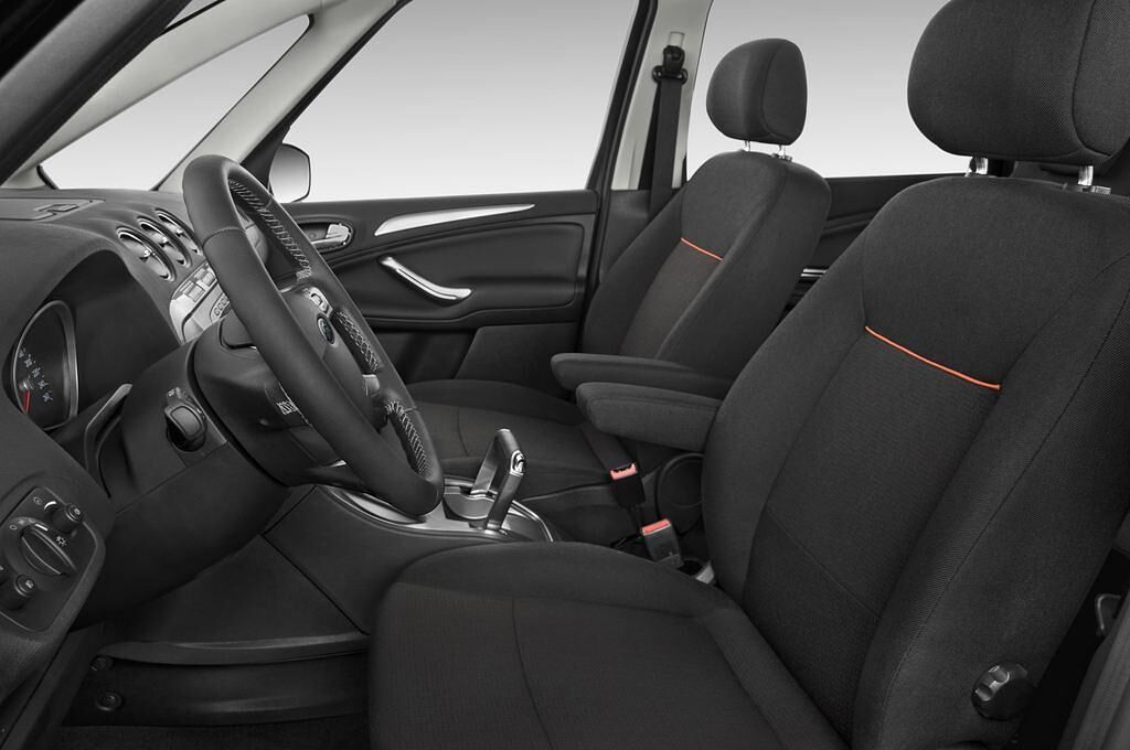 Ford Galaxy (Baujahr 2010) Trend 5 Türen Vordersitze