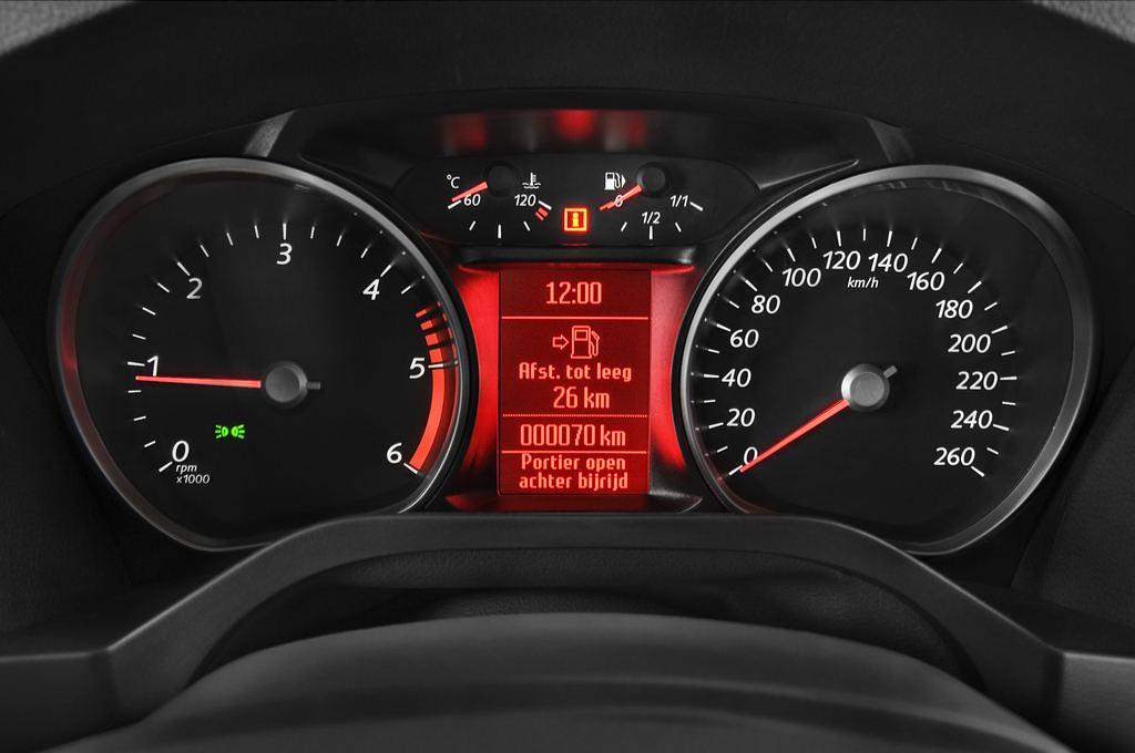Ford Galaxy (Baujahr 2010) Trend 5 Türen Tacho und Fahrerinstrumente