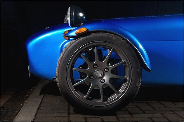 Serienmäßig ist der Roadsport 175 mit 14-Zoll-Leichtmetallfelgen unterwegs