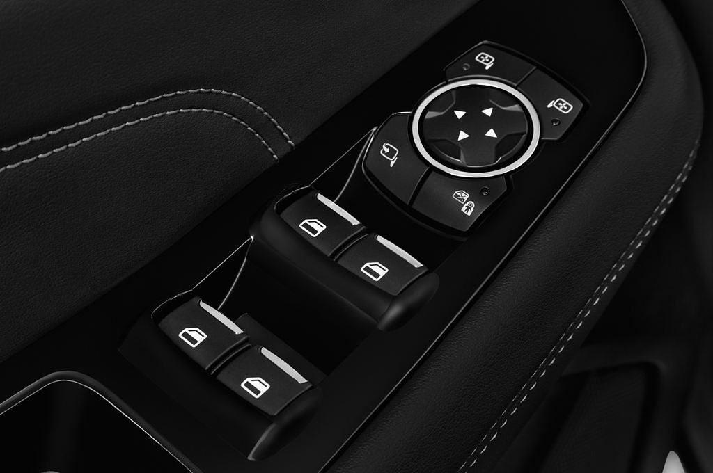 Ford Galaxy (Baujahr 2016) Titanium 5 Türen Bedienungselemente Tür