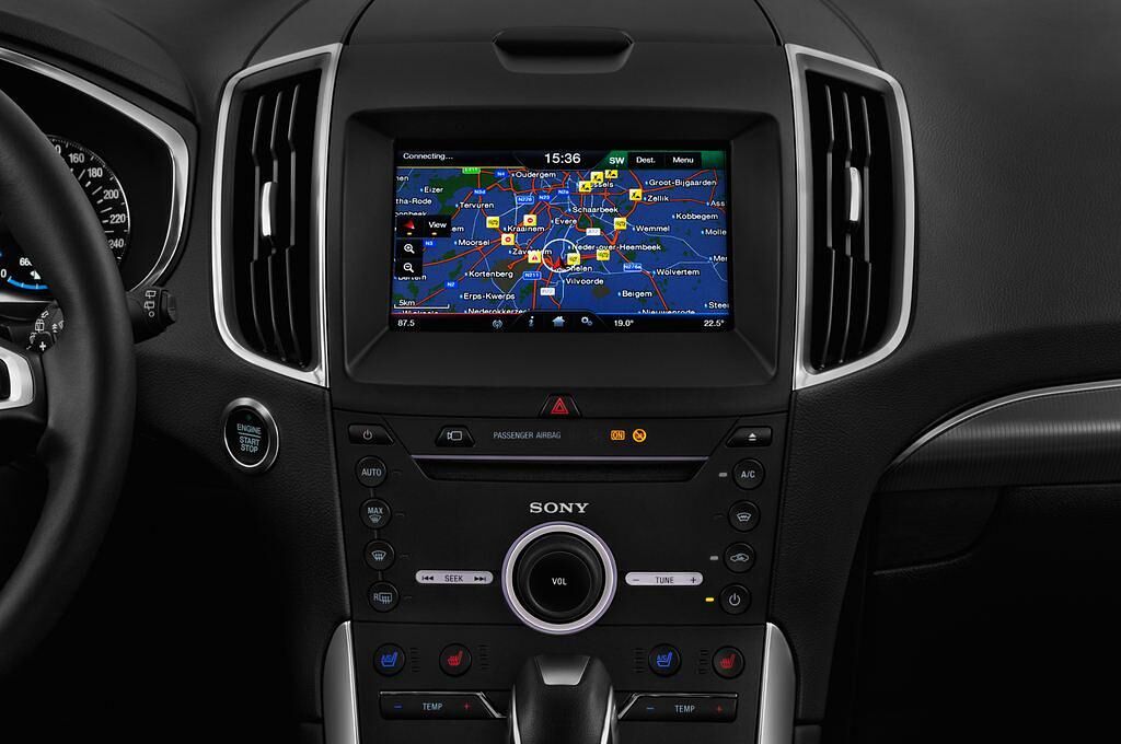 Ford Galaxy (Baujahr 2016) Titanium 5 Türen Mittelkonsole