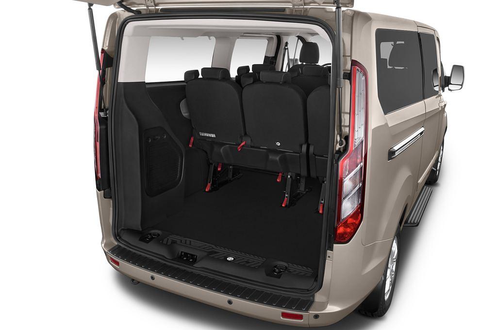 Ford Tourneo Custom (Baujahr 2015) Titanium 5 Türen Kofferraum
