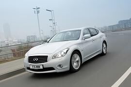 Infiniti M35h - Hybrid kaum teurer als Diesel