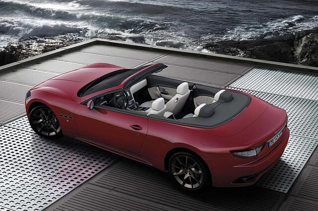 Neu ist auch die Farbe „Rosso Trionfale“ 