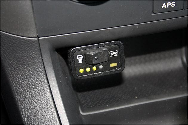 Hier kann zwischen Gas und Benzin umgeschaltet werden