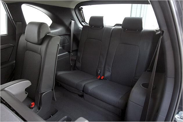 Zwei ausklappbare Zusatzsitze in der dritten Reihe