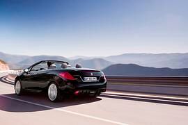 Peugeot 308 - Ein Löwe pflegt die Mähne (Kurzfassung)
