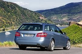 Mercedes E 200 CGI T - Weniger im Mehr