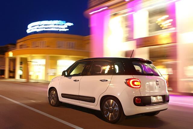 Der 500 L ist irgendwo zwischen Kompaktvan und SUV angesiedelt