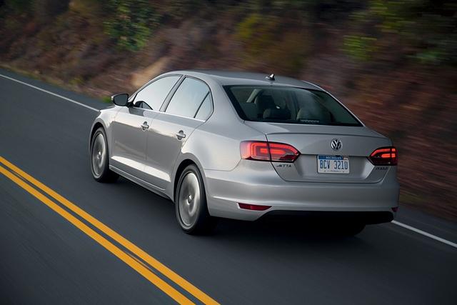 Die kompakte Limousine verbraucht umgerechnet 5,2 Liter Kraftstoff