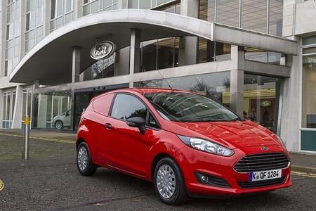 Ford Fiesta Van - Der packt es