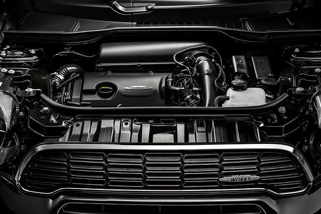 Als Antrieb dient ein 1,6-Liter-Turbobenziner mit 218 PS