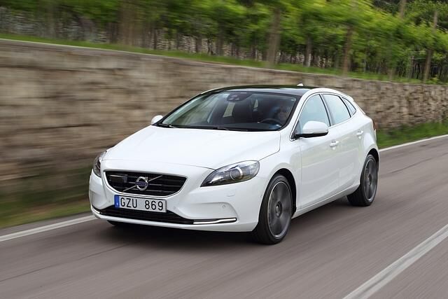 Der kompakte Schwede überzeugt vor allem mit der Kombination aus Sicherheit und angenehmer Luxusausstattung