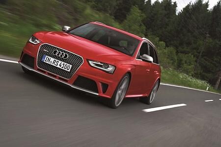 Audi RS4 Avant - Schnelltransporter für eilige Familienväter (Kurzfassung)