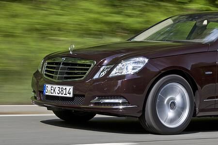 Mercedes E-Klasse - Rund und hilfreich Mercedes E-Klasse - Rund und hilfreich