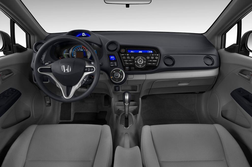 Honda Insight (Baujahr 2011) Comfort 5 Türen Cockpit und Innenraum